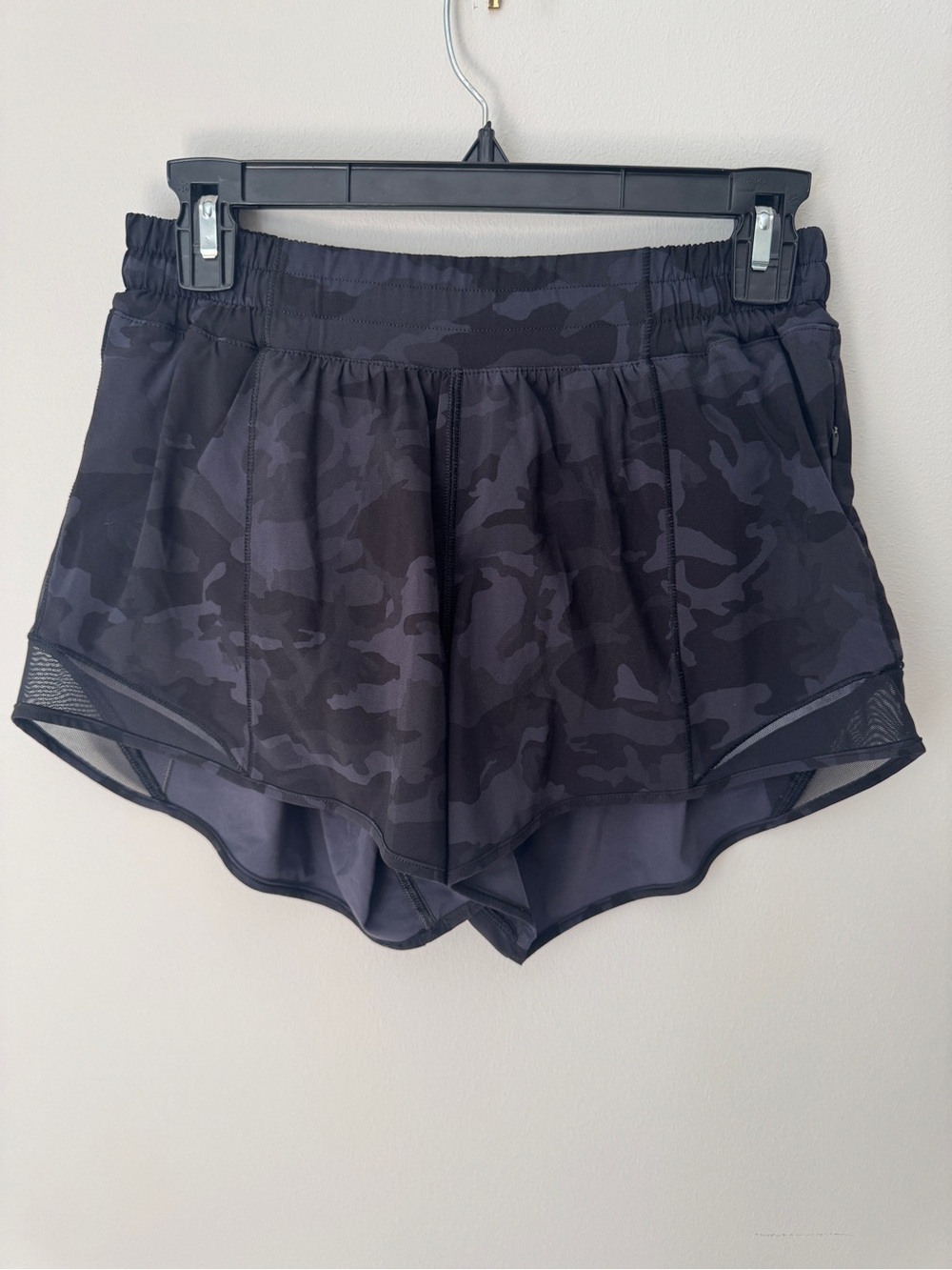 Lululemon Hotty Hot High Rise Black Camo Shorts, 4” inseam